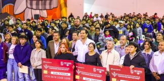 Entregó Alcalde Carlos Peña Ortiz Becas Municipales a universitarios de Reynosa