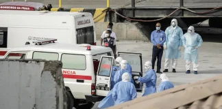 Aíslan crucero en España por alerta de virus