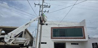 Refuerza Gobierno de Carlos Peña Ortiz alumbrado público en Jarachina Norte