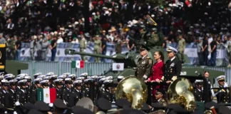 Inicia desfile cívico-militar por la Independencia